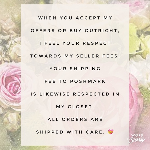 5⭐️ Cranberry Plaid Oversized Blanket Scarf - Picture 5 of 5